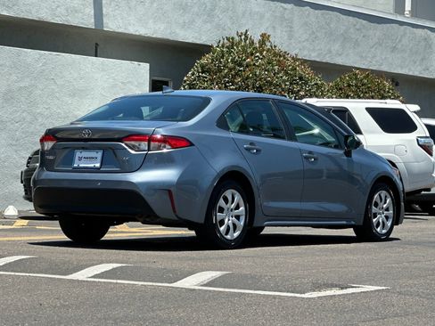 Used 2024 Toyota Corolla LE FWD image 5