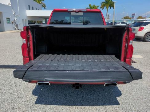Used 2023 Chevrolet Silverado 1500 High Country w/ Technology Package image 13