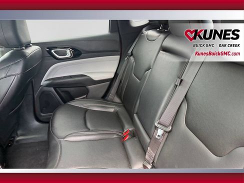 Used 2025 Jeep Compass Limited AWD/4WD image 35