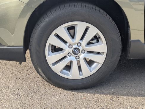 Used 2018 Subaru Outback 2.5i Premium AWD/4WD image 44