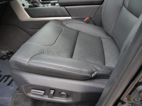 Used 2024 Toyota Tundra Limited w/ Power Package AWD/4WD image 20