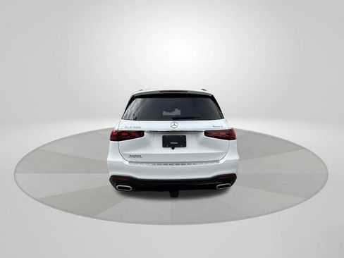 Used 2024 Mercedes-Benz GLS 450 4MATIC image 6