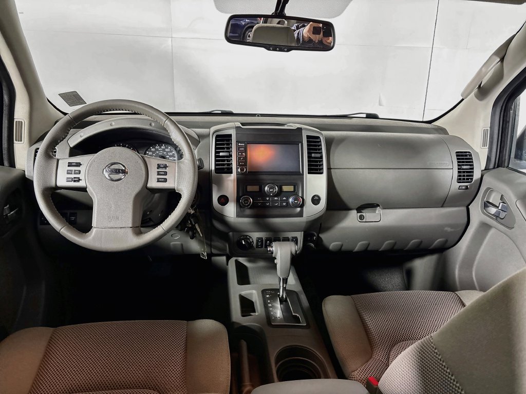 Used 2019 Nissan Frontier SV w/ Value Truck Package AWD/4WD image 12