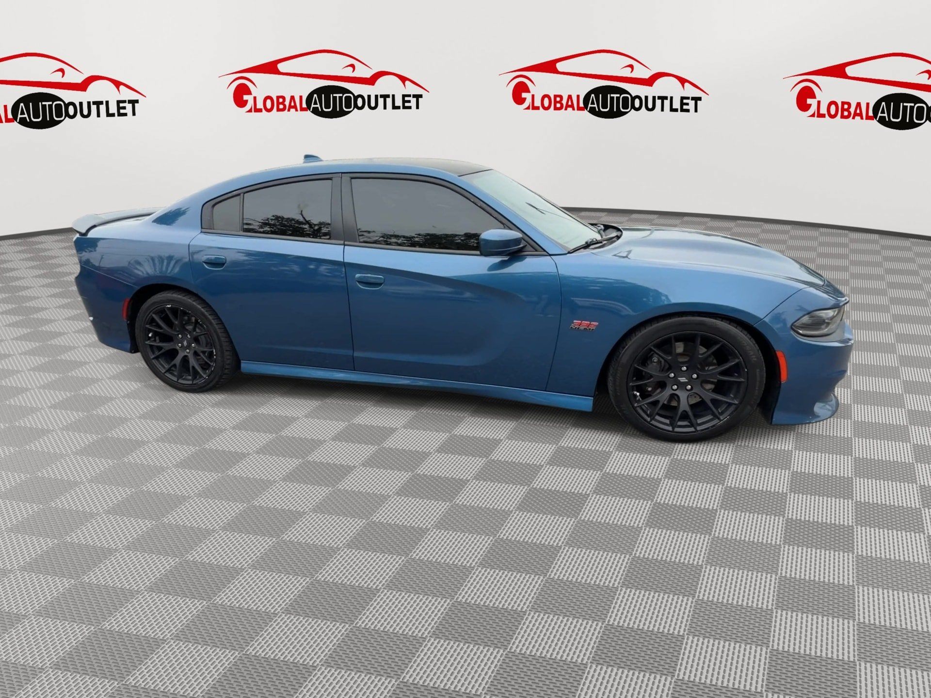 Used 2020 Dodge Charger Scat Pack RWD image 3