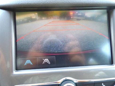 Used 2017 Chevrolet Cruze LT image 34