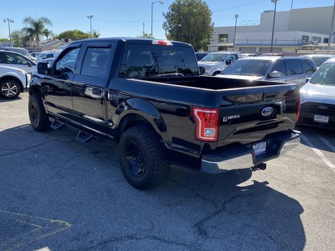 Used 2017 Ford F150 XLT image 10