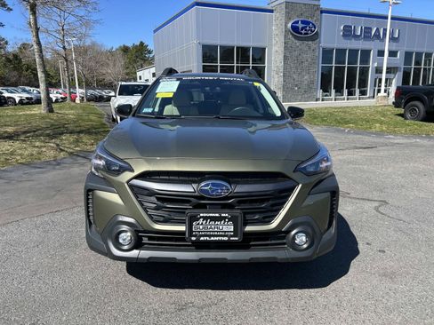 Used 2025 Subaru Outback Premium AWD/4WD image 8
