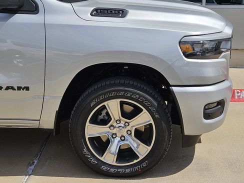 New 2026 RAM 1500 Express AWD/4WD image 6