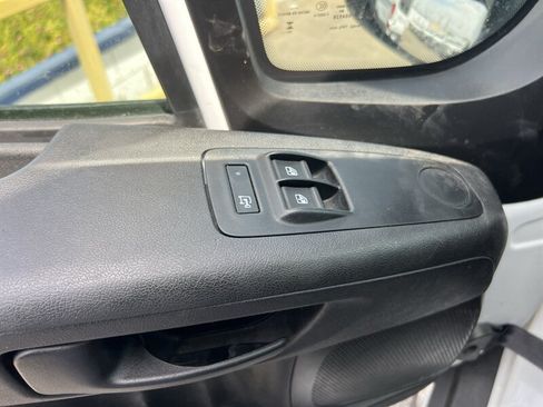 Used 2023 RAM ProMaster 3500 FWD image 13