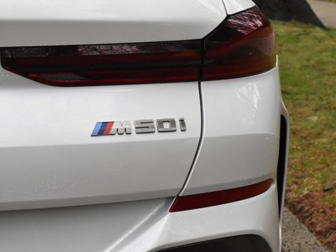 Used 2020 BMW X6 M50i w/ Executive Package AWD/4WD image 17