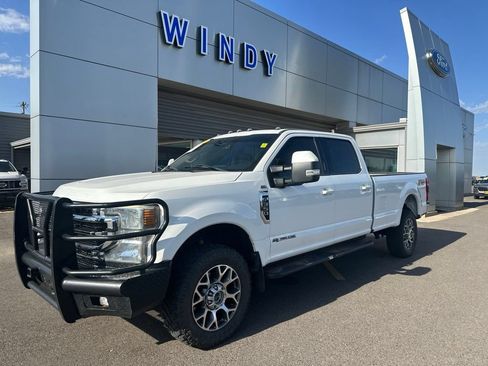 Used 2022 Ford F350 Lariat w/ Lariat Value Package AWD/4WD image 1