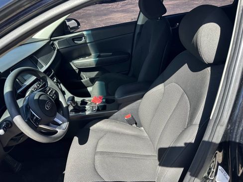Used 2019 Kia Optima LX image 11