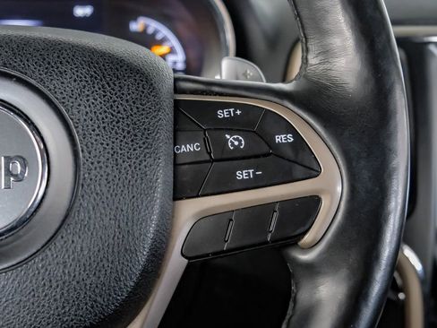 Used 2016 Jeep Grand Cherokee Limited 75th Anniversary image 17