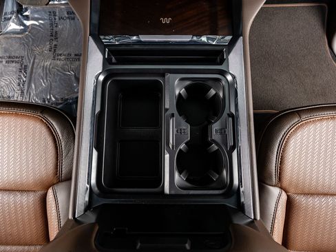 Used 2026 Ford F450 King Ranch w/ Chrome Package image 27