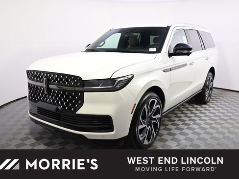 New 2026 Lincoln Navigator Black Label AWD/4WD image 1