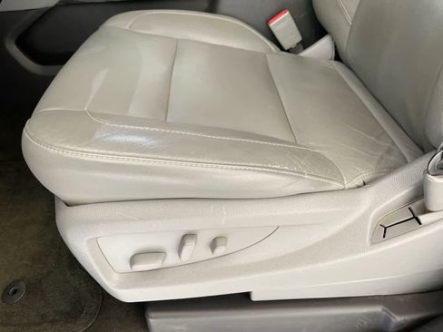 Used 2016 Chevrolet Tahoe LT AWD/4WD image 12