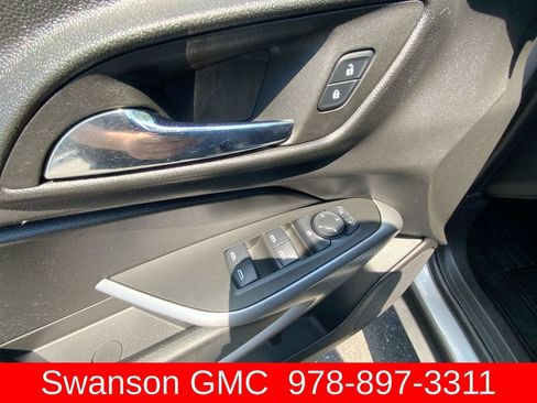 Certified 2024 Chevrolet Trax LS w/ Driver Confidence Package FWD image 21