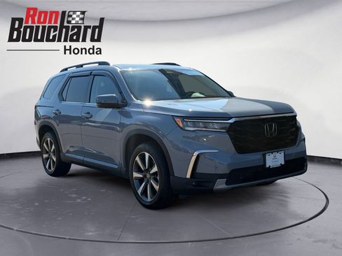 Certified 2024 Honda Pilot Elite image 1