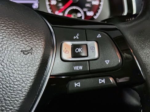 Used 2019 Volkswagen Jetta SE FWD image 33