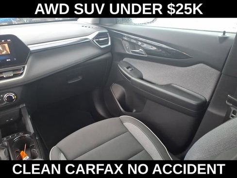 Used 2024 Chevrolet TrailBlazer LS image 27