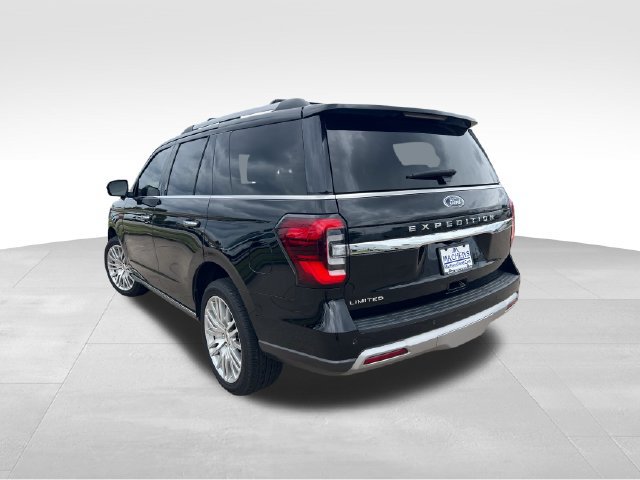 Used 2024 Ford Expedition Limited RWD image 4