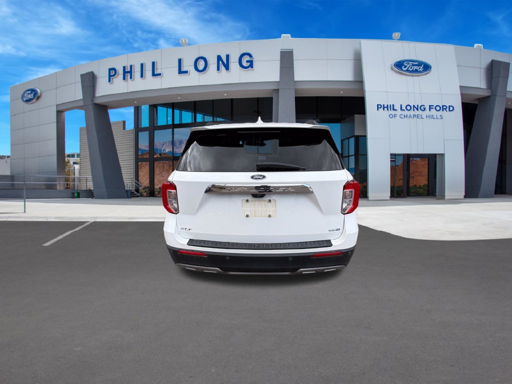Used 2020 Ford Explorer XLT w/ Equipment Group 202A AWD/4WD image 5