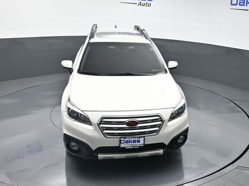 Used 2017 Subaru Outback 3.6R Limited image 60