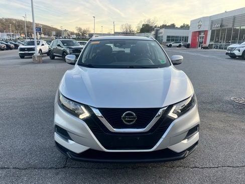 Certified 2020 Nissan Rogue Sport SV image 2