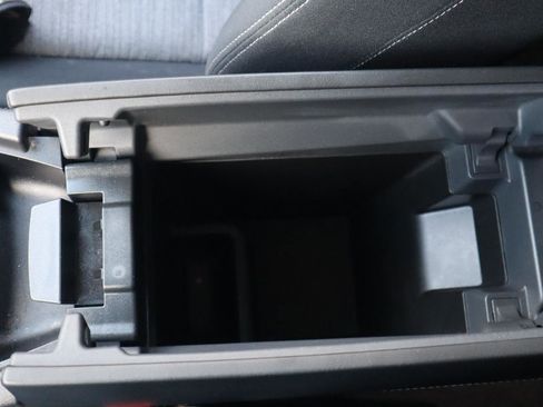 Used 2021 Nissan Rogue SV image 71