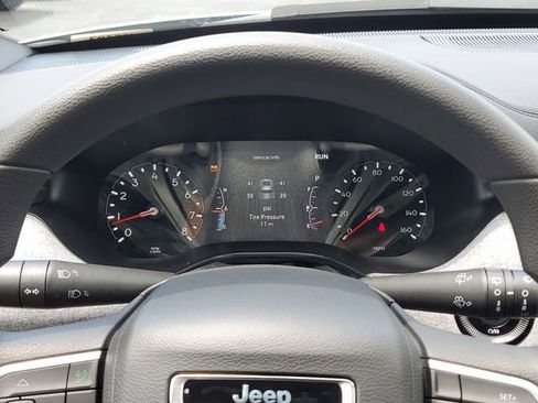 New 2025 Jeep Compass Sport image 26