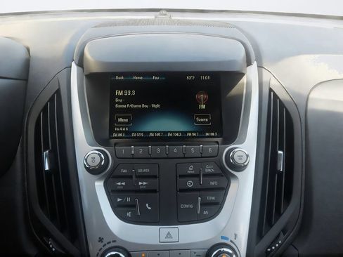 Used 2017 Chevrolet Equinox LS FWD image 26