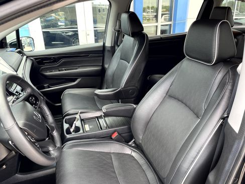 Used 2024 Honda Odyssey Elite image 12