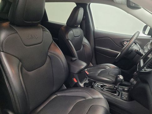 Used 2023 Jeep Cherokee Altitude Lux image 21