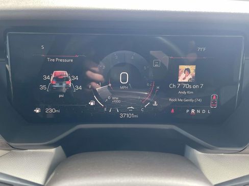 Used 2024 GMC Acadia Denali image 27