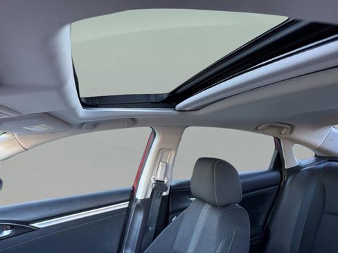 Used 2019 Honda Civic EX image 17