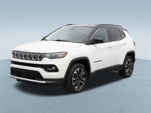 Used 2022 Jeep Compass Limited AWD/4WD image 3