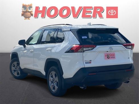 Used 2025 Toyota RAV4 XLE image 5