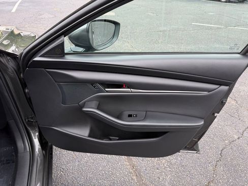 Used 2023 MAZDA MAZDA3 s FWD image 24