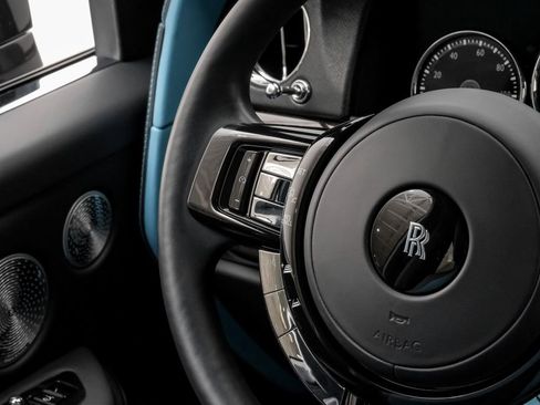 Used 2022 Rolls-Royce Cullinan w/ Cullinan Package AWD/4WD image 15