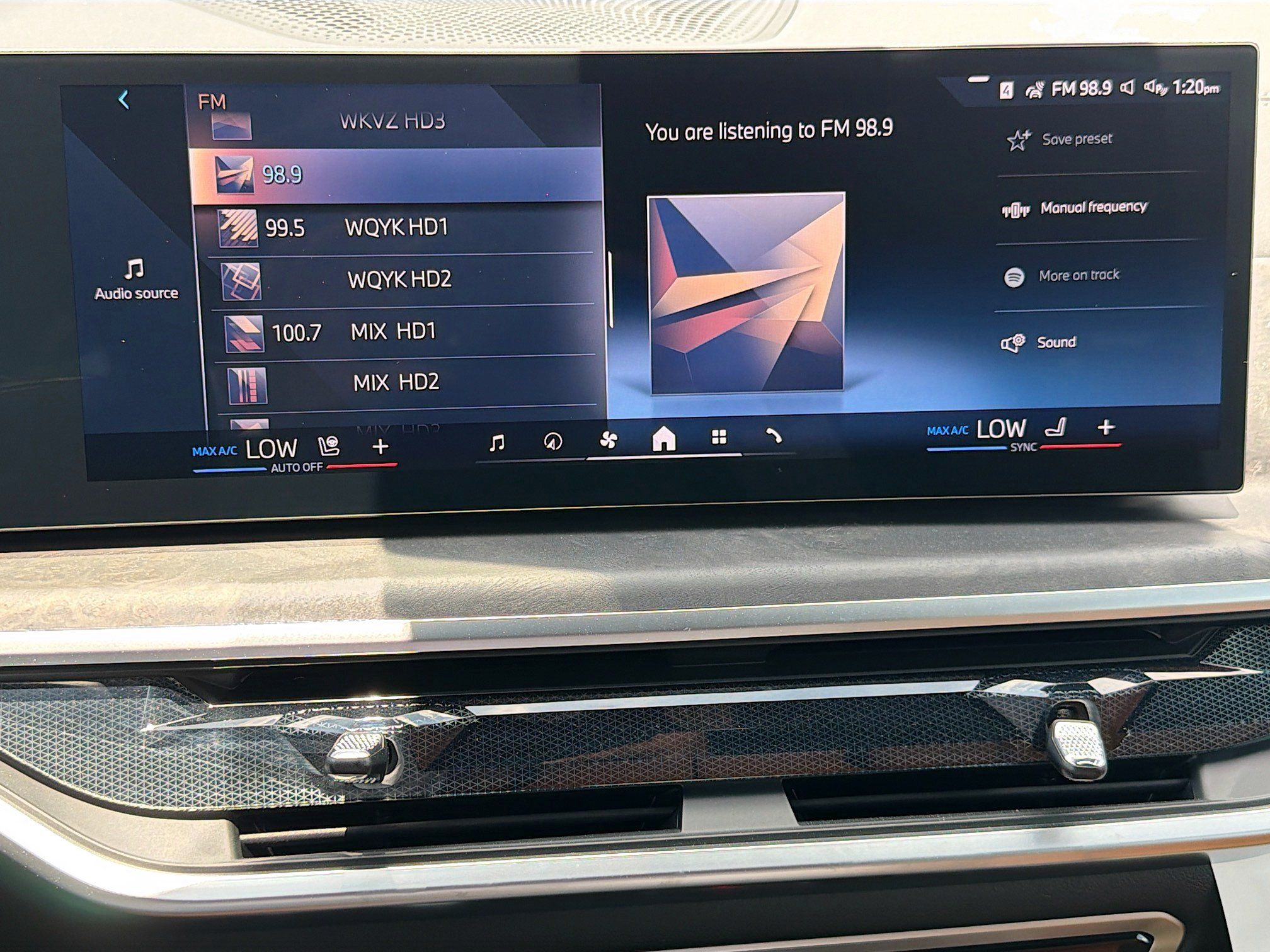 New 2026 BMW X5 xDrive50e w/ Executive Package AWD/4WD image 31