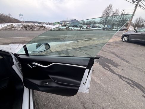 Used 2013 Tesla Model S image 28