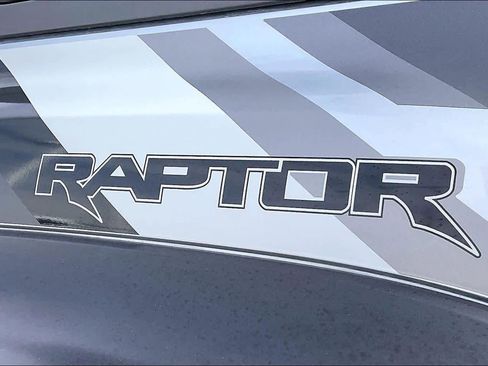 Used 2022 Ford Bronco Raptor image 9