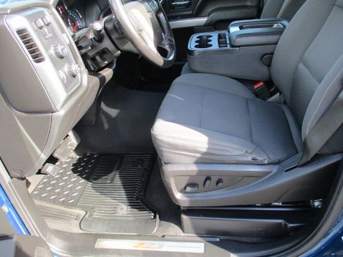 Used 2019 Chevrolet Silverado 2500 LT w/ All Star Edition image 31