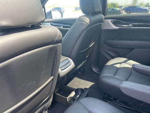 Certified 2025 Cadillac XT6 Premium Luxury image 39