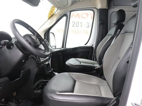 Used 2023 RAM ProMaster 2500 FWD image 13