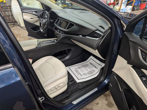 Used 2023 Buick Enclave Avenir w/ Trailering Package, 5000 lbs. image 4
