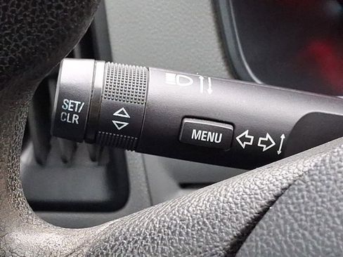 Used 2018 Chevrolet Colorado W/T image 25