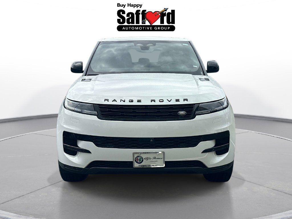 Used 2025 Land Rover Range Rover Sport SE AWD/4WD image 8