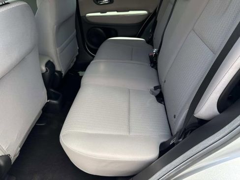 Used 2016 Honda HR-V LX image 14