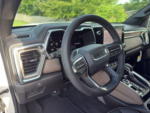 New 2026 GMC Canyon Denali AWD/4WD image 25